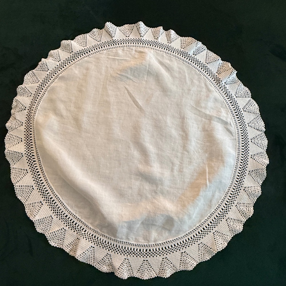 Vintage White Linen Round Doily Tablecloth Crochet Lace‎ Trim 21 Inch 0036